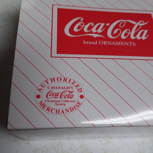 Coca-Cola Cavanagh's Light Up Christmas Ornament 1995 in Box with COA - Picture 6 of 7